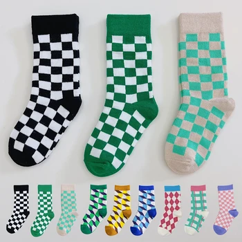 Нови детски чорапи от 1 до 9 години, Черни и Бели Детски Чорапи в шахматна дъска модел, Дишащи Меки Памучни Спортни Чорапи за момчета и Момичета, Экипажные Чорапи